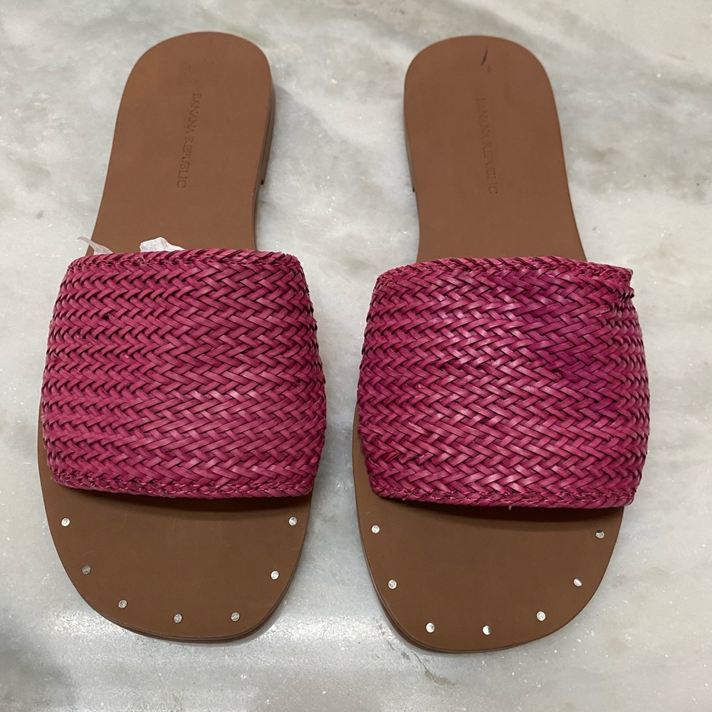 Banana Republic Slides